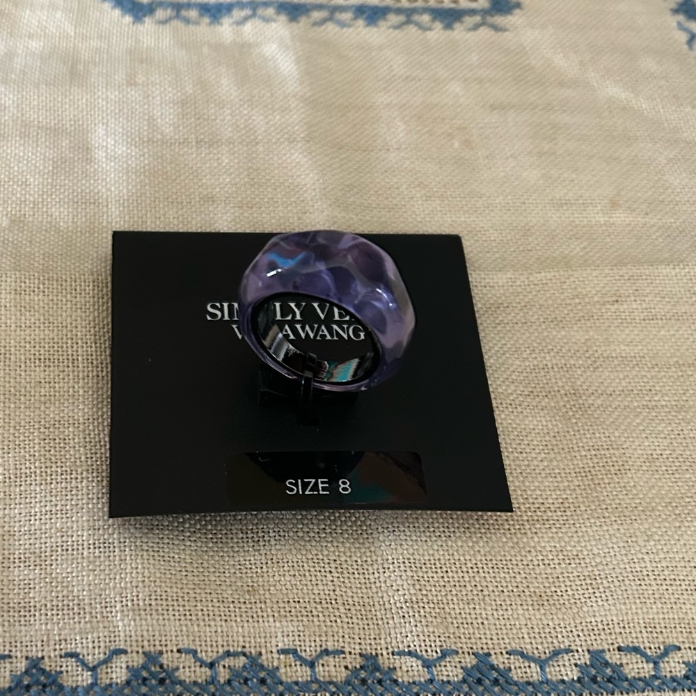 Beautiful Iris Color Ring💍